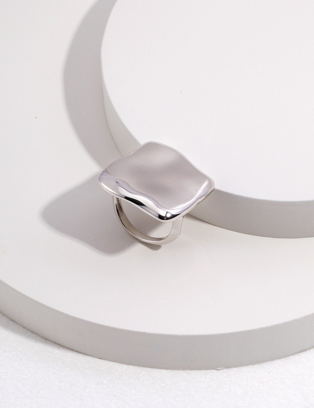 Sable Polished Statement Ring