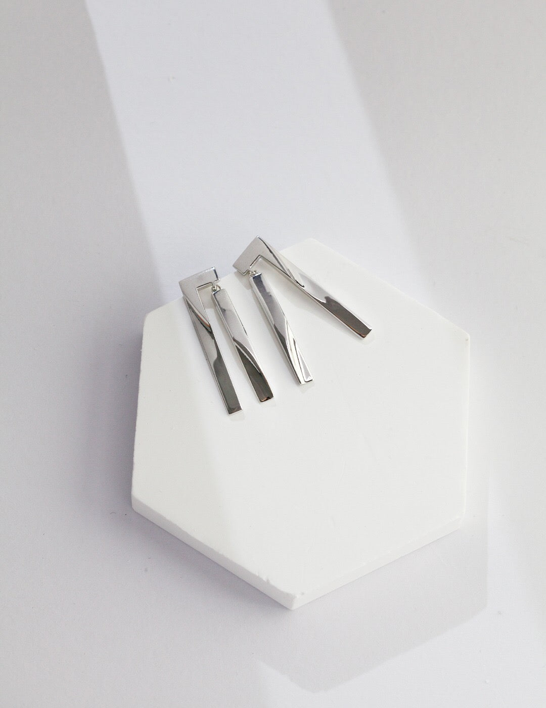 Laredo Geometric Bar Earrings