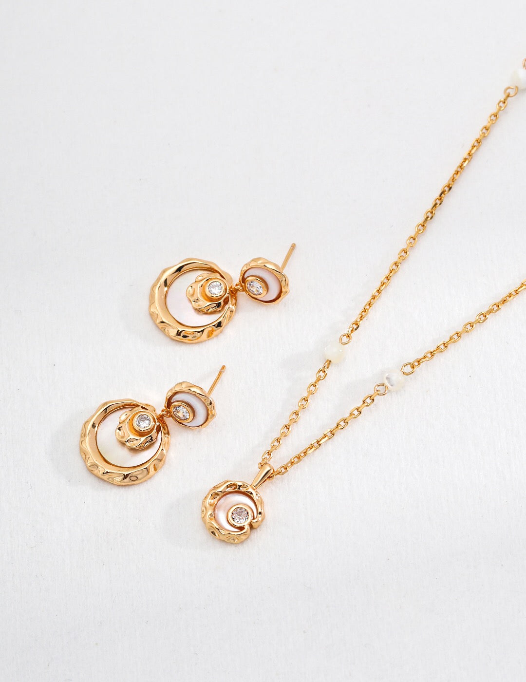 Rio Minimalist Round Drop Earrings