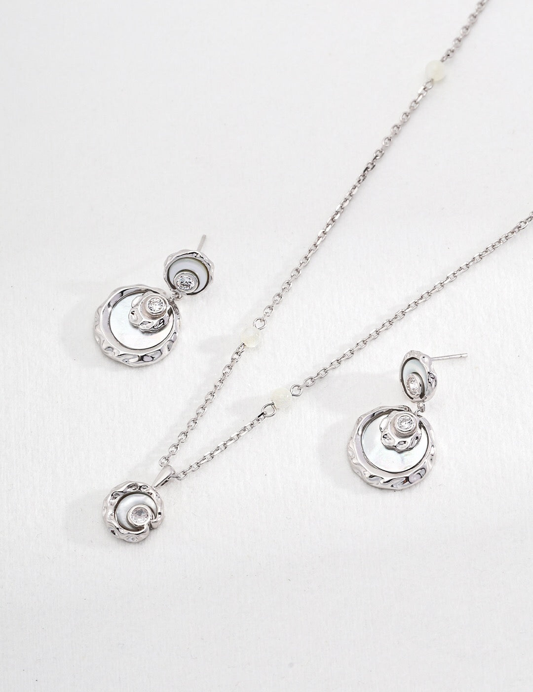 Rio Minimalist Round Drop Earrings